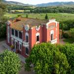 Servicio Profesional Multimedia para hoteles . Vista exterior lateral y jardines, hotel Can Garay.